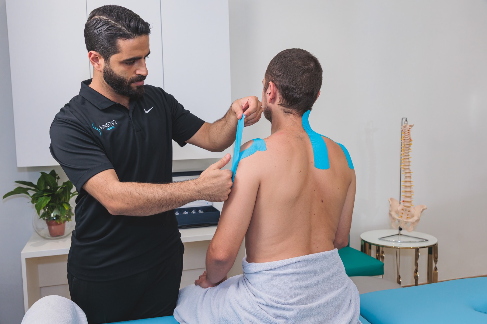 Comfortable physiotherapy clinic at Kinetiq Rehab