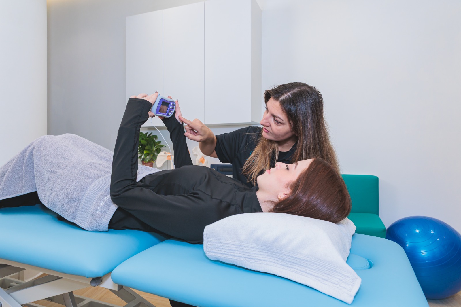 Request an appointment at Kinetiq Rehab for physiotherapy services